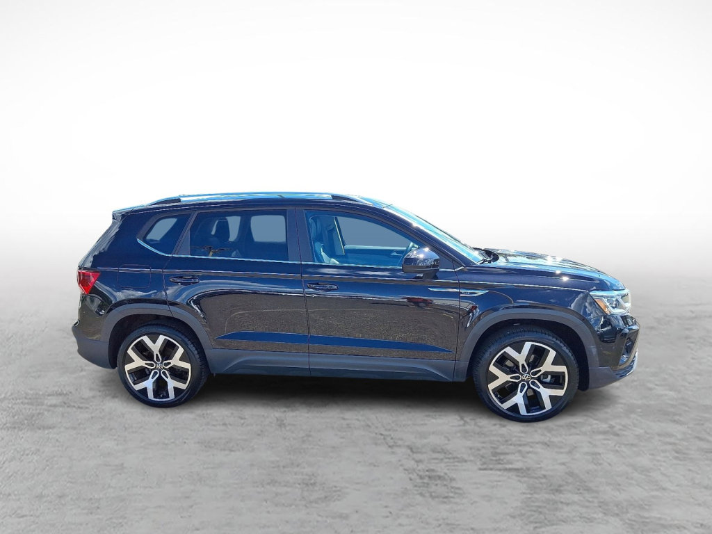 Used 2022 Volkswagen Taos SEL image 6
