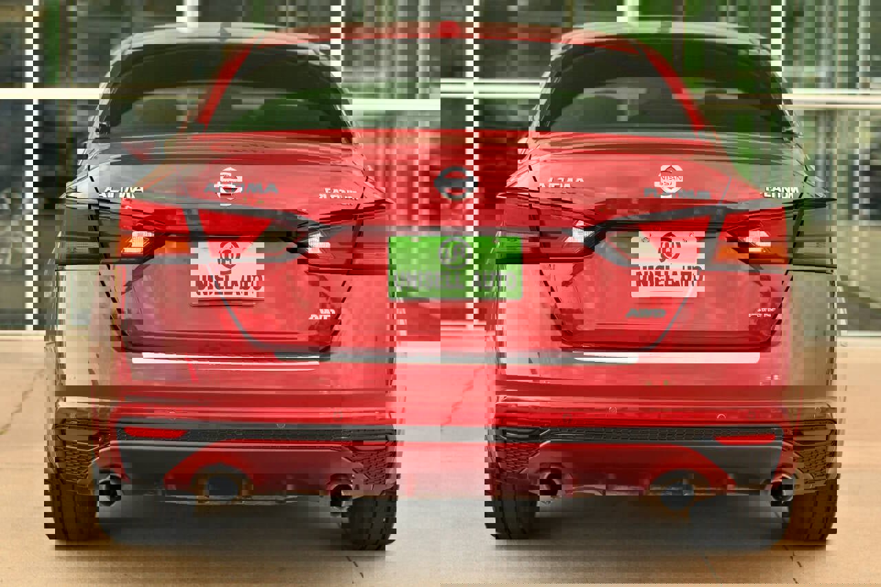 Used 2022 Nissan Altima 2.5 Platinum AWD/4WD image 6