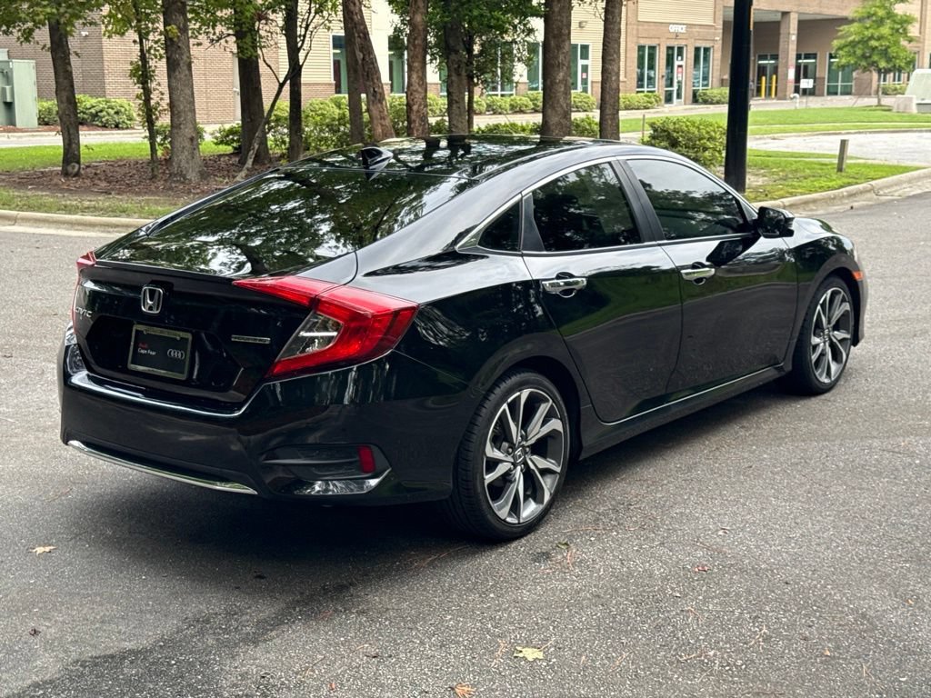 Used 2019 Honda Civic Touring image 7