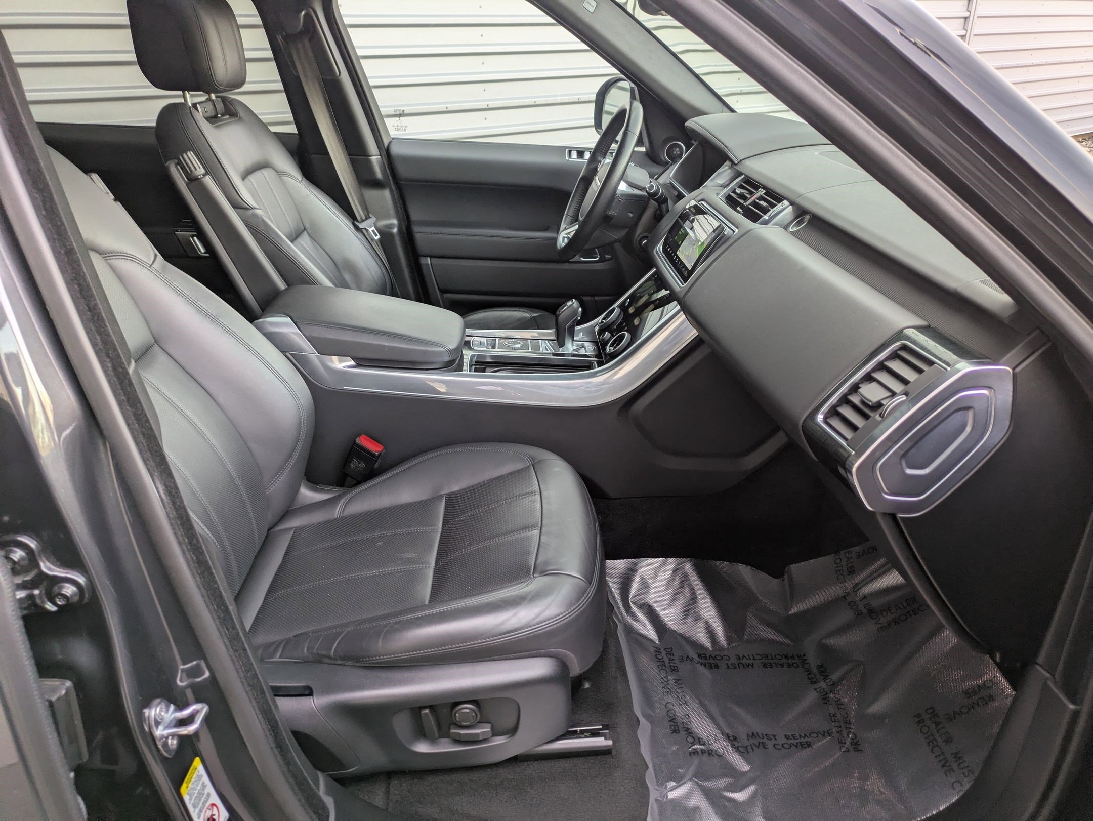 Used 2019 Land Rover Range Rover Sport HSE image 35