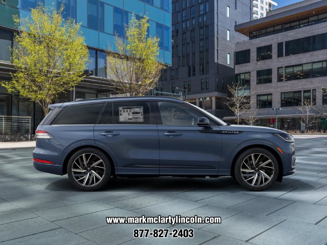 New 2027 Lincoln Aviator Black Label w/ Jet Appearance Package AWD/4WD image 5