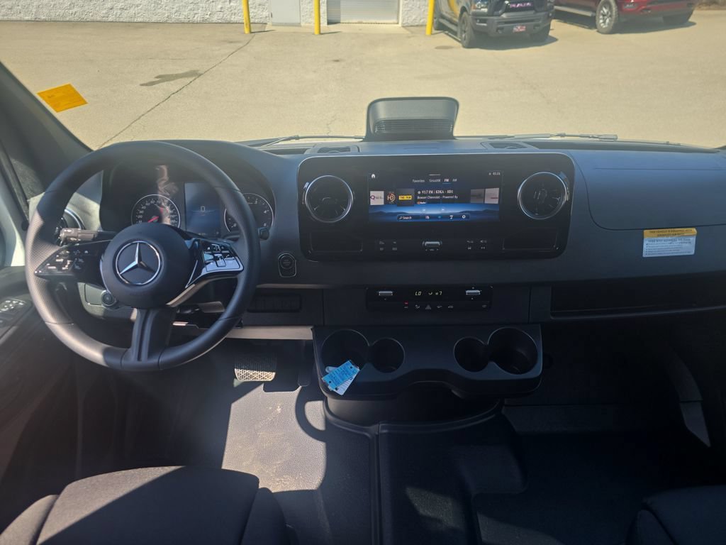 New 2026 Mercedes-Benz Sprinter 2500 image 12