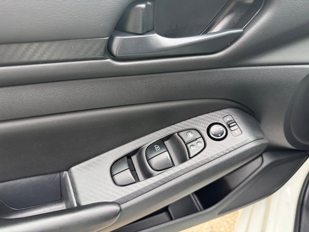 Used 2023 Nissan Altima 2.5 S image 7