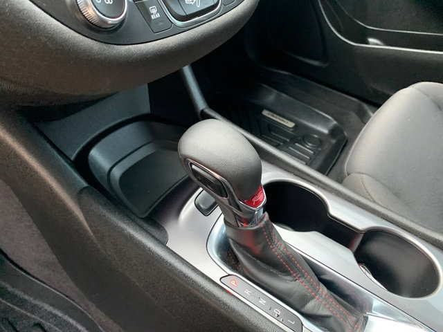 Used 2021 Chevrolet Malibu RS FWD image 24
