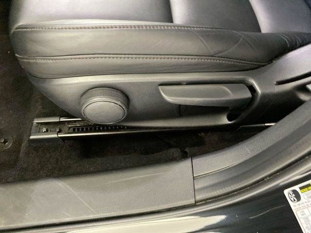Used 2024 MAZDA MAZDA3 s FWD image 29
