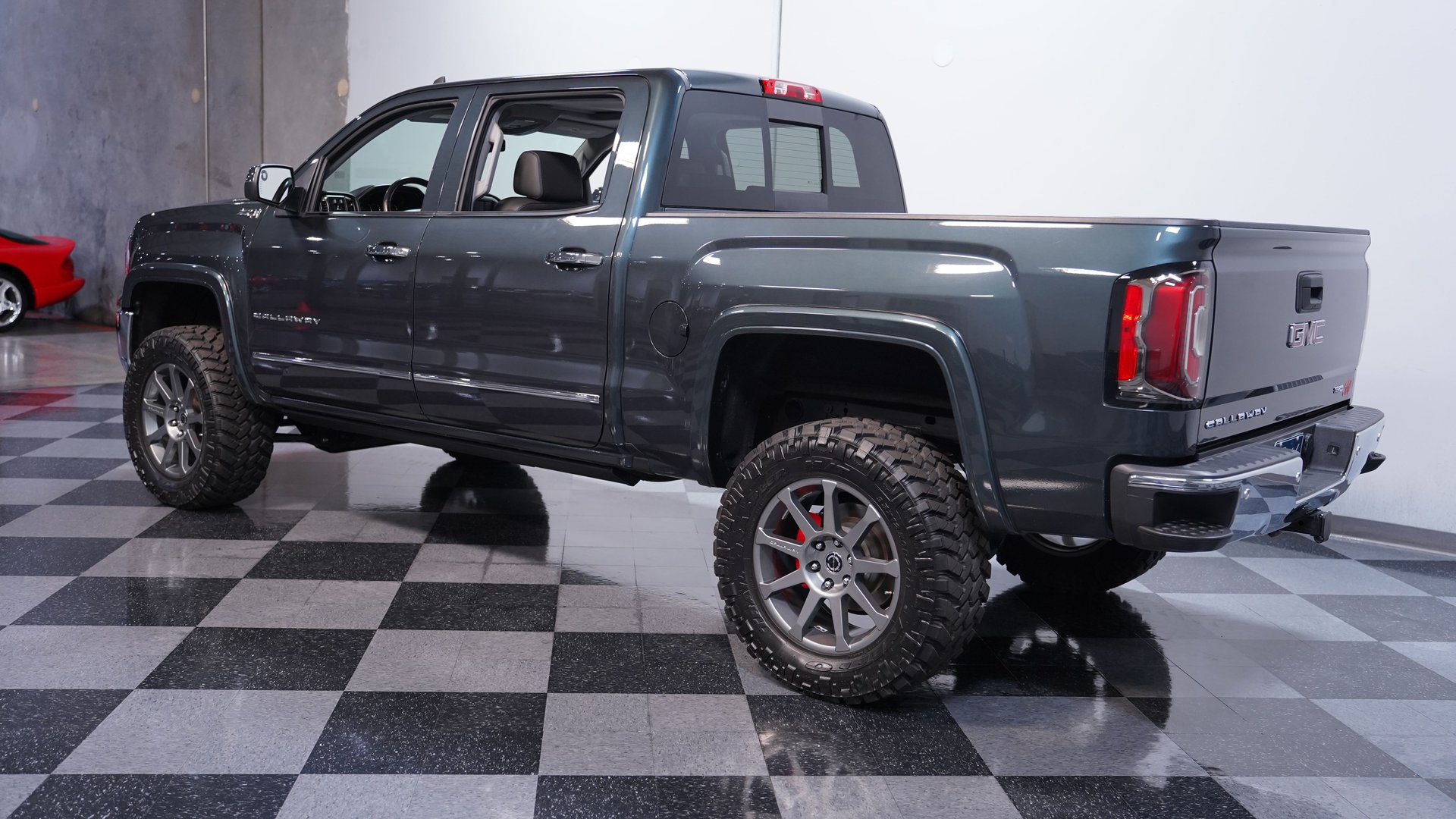Used 2018 GMC Sierra 1500 SLT image 6