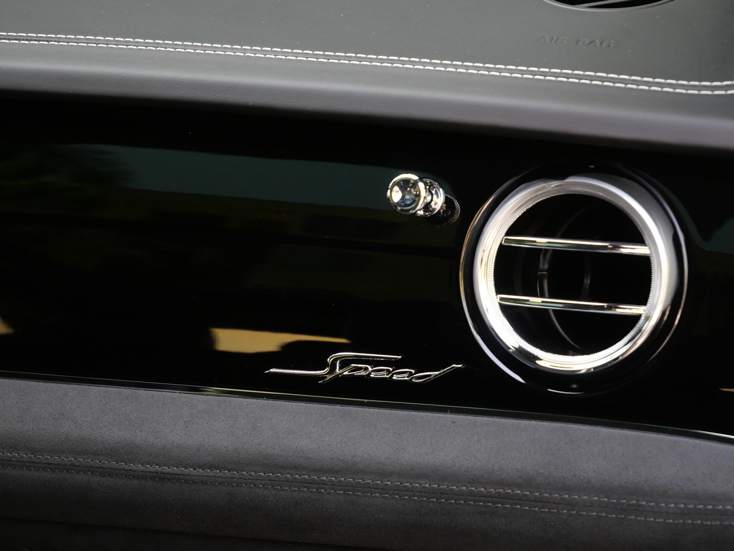 New 2026 Bentley Bentayga Speed AWD/4WD image 24