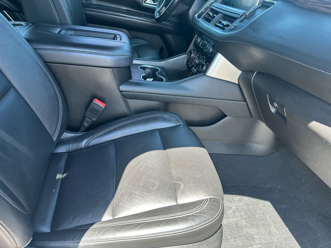 Used 2021 Chevrolet Tahoe Z71 w/ Z71 Signature Package AWD/4WD image 15