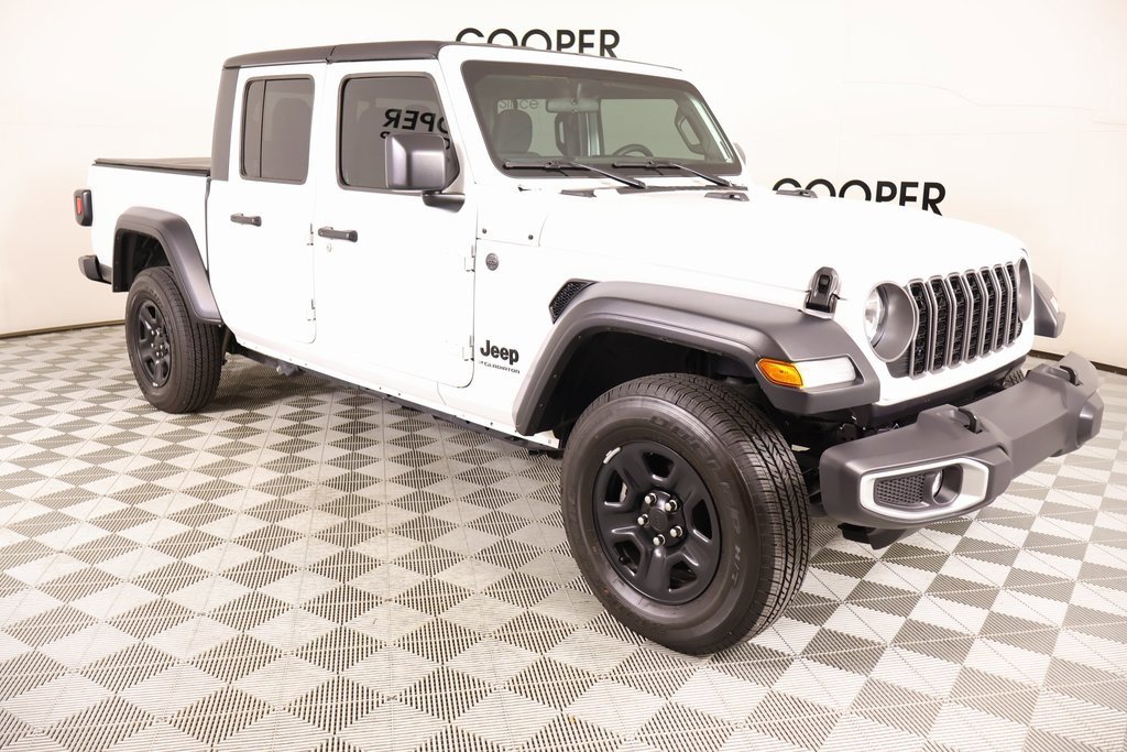 Used 2024 Jeep Gladiator Sport