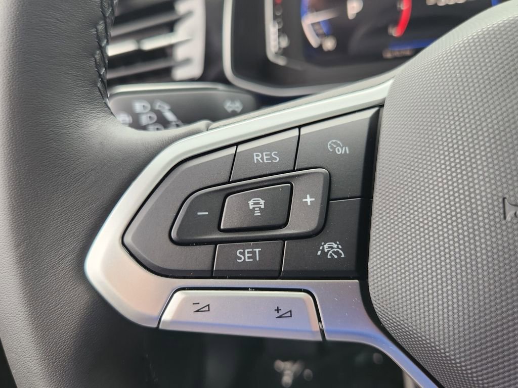 New 2026 Volkswagen Jetta SEL image 11