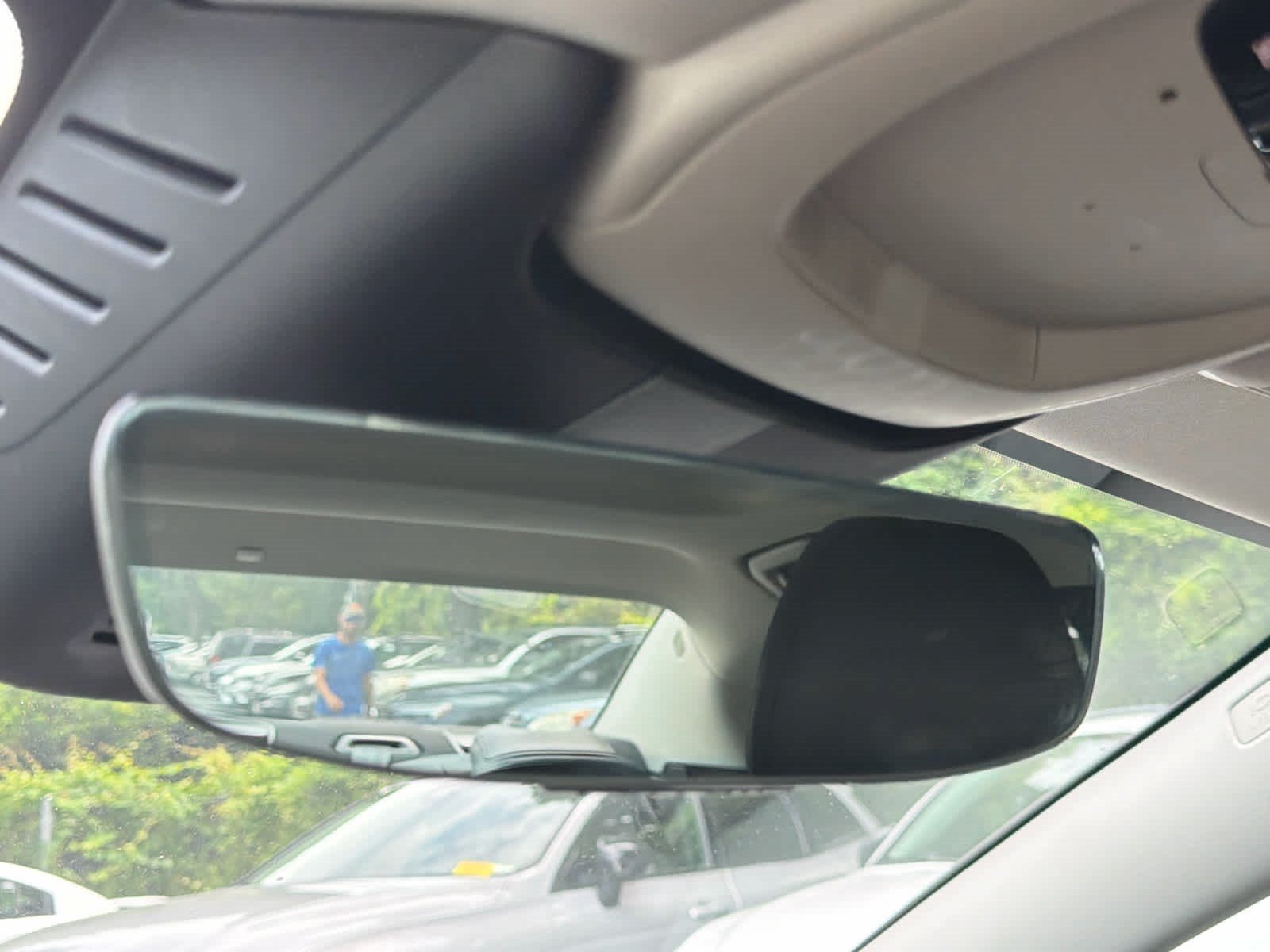 Used 2025 Volvo S60 B5 Plus FWD image 33
