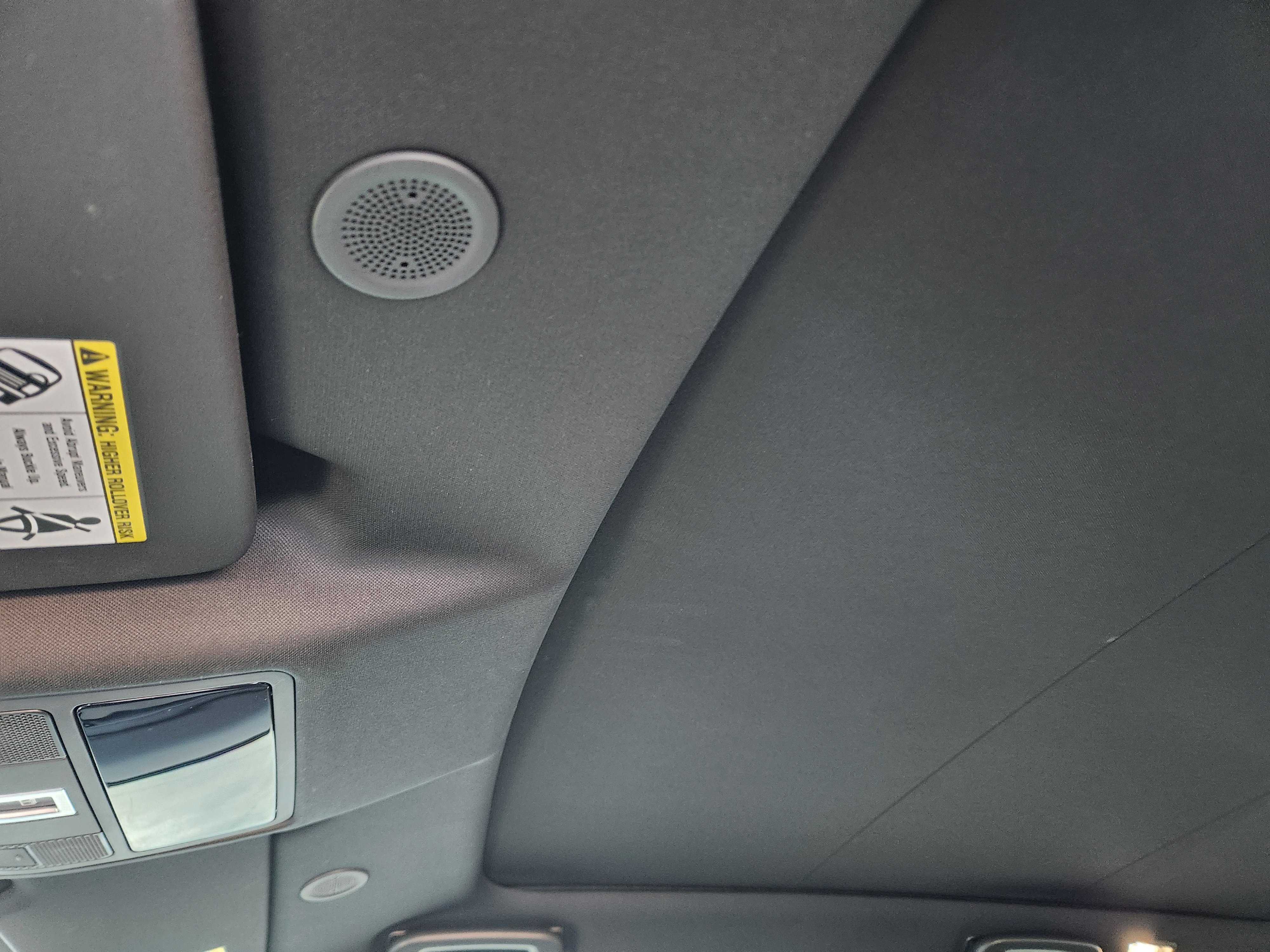 Used 2025 Land Rover Discovery Sport Dynamic SE image 27