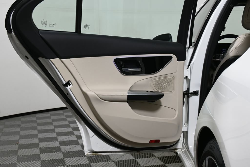 Certified 2025 Mercedes-Benz C 300 4MATIC Sedan image 29