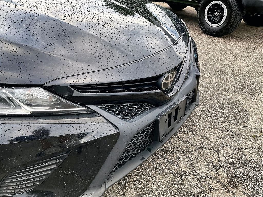 Used 2020 Toyota Camry SE FWD image 8
