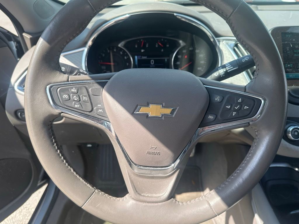 Used 2017 Chevrolet Malibu LT w/ Driver Confidence Package image 23