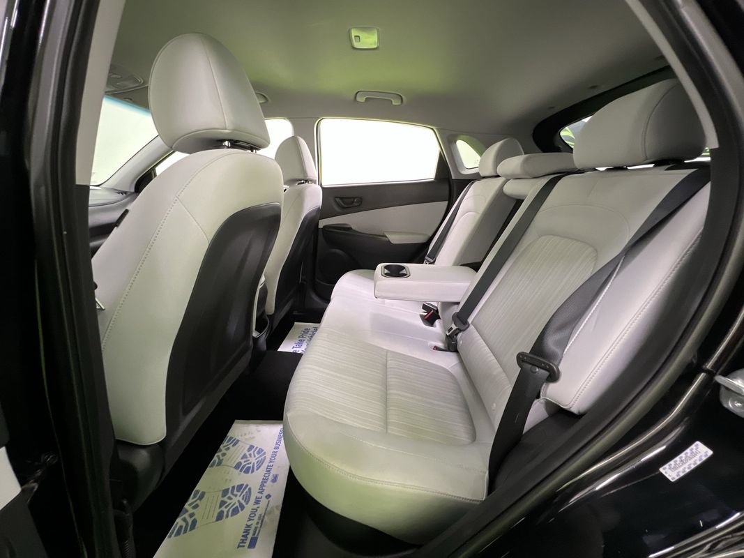 Used 2023 Hyundai Kona SEL AWD/4WD image 27