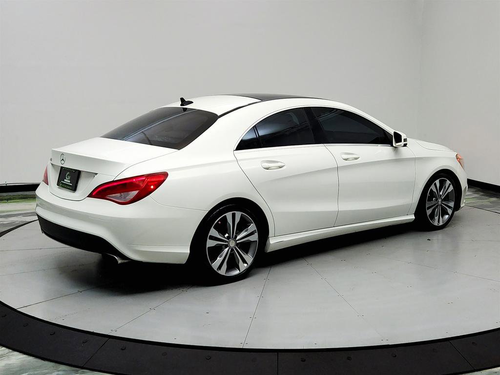 Used 2015 Mercedes-Benz CLA 250 image 5
