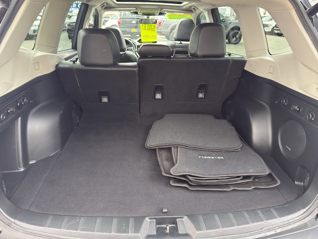 Used 2022 Subaru Forester Limited AWD/4WD image 19