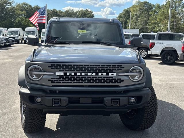 New 2025 Ford Bronco Badlands image 2