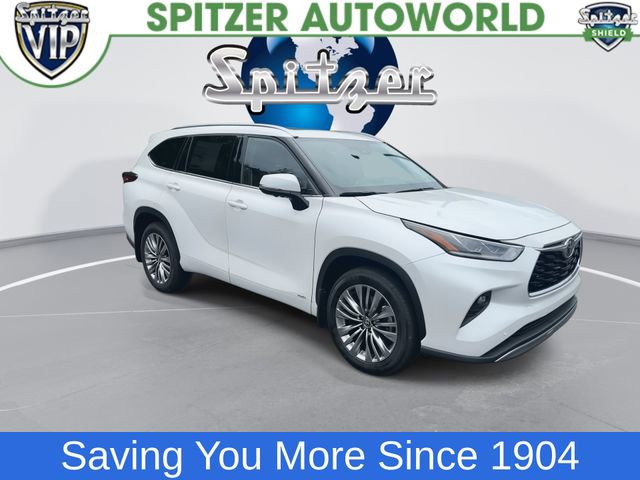 New 2026 Toyota Highlander Platinum AWD/4WD image 2