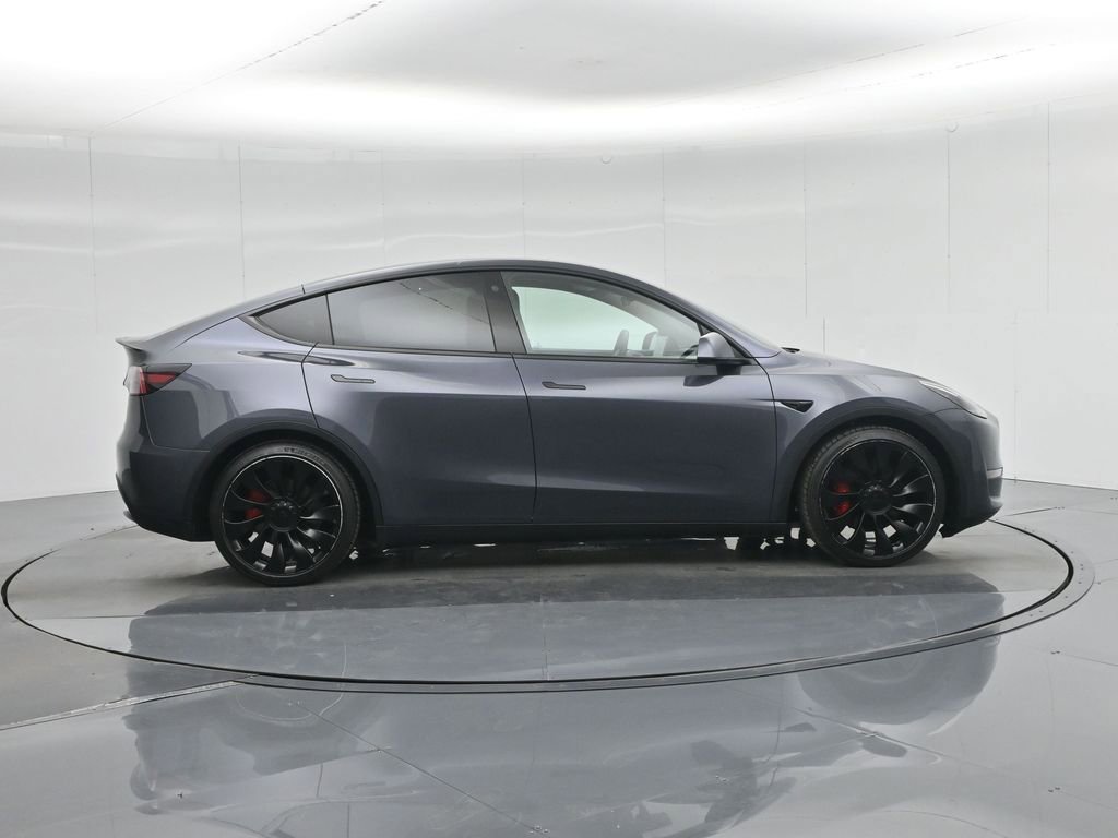 Used 2022 Tesla Model Y Performance AWD/4WD image 22