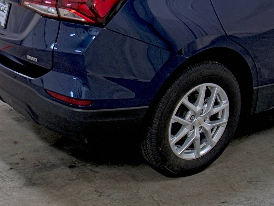 Used 2023 Chevrolet Equinox LS w/ LS Convenience Package image 12