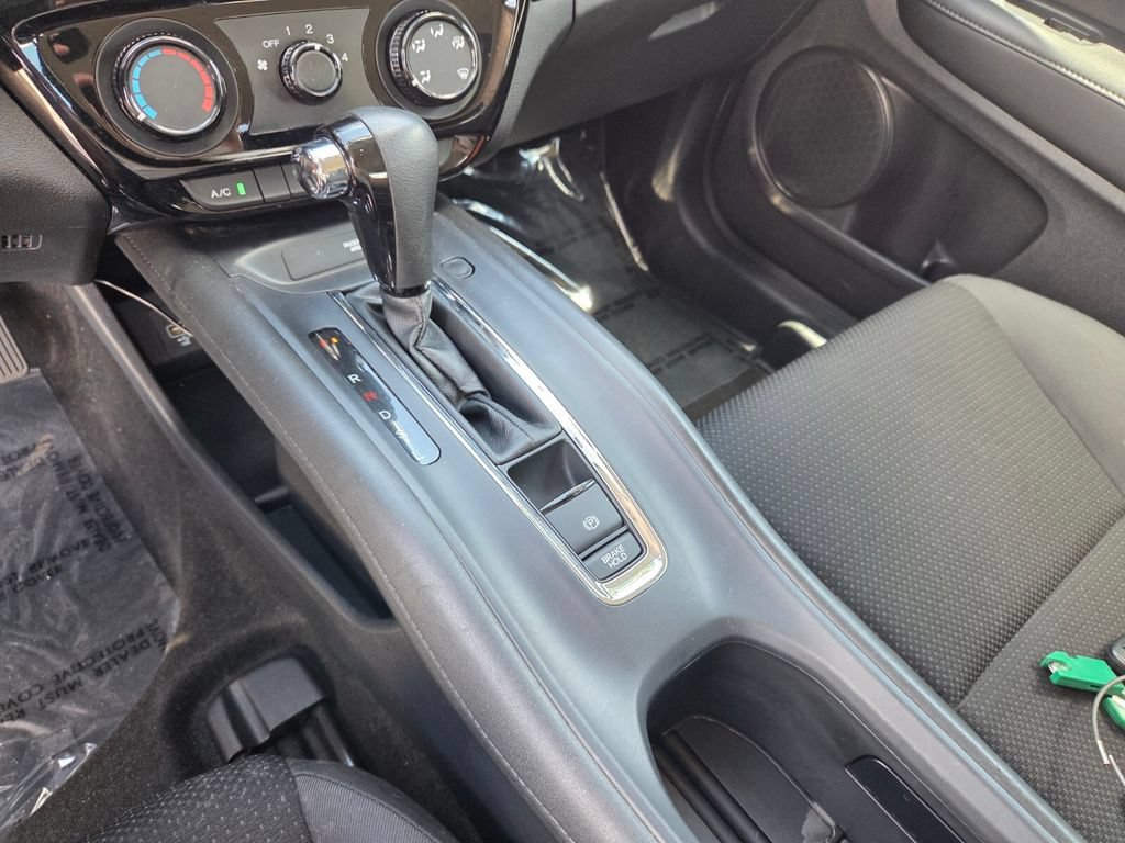 Used 2021 Honda HR-V LX image 24