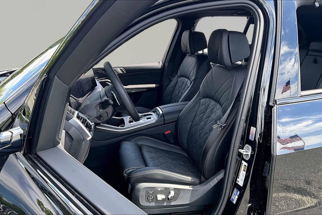 Used 2026 BMW X5 sDrive40i w/ M Sport Package RWD image 15