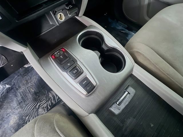 Used 2021 Honda Pilot EX image 25