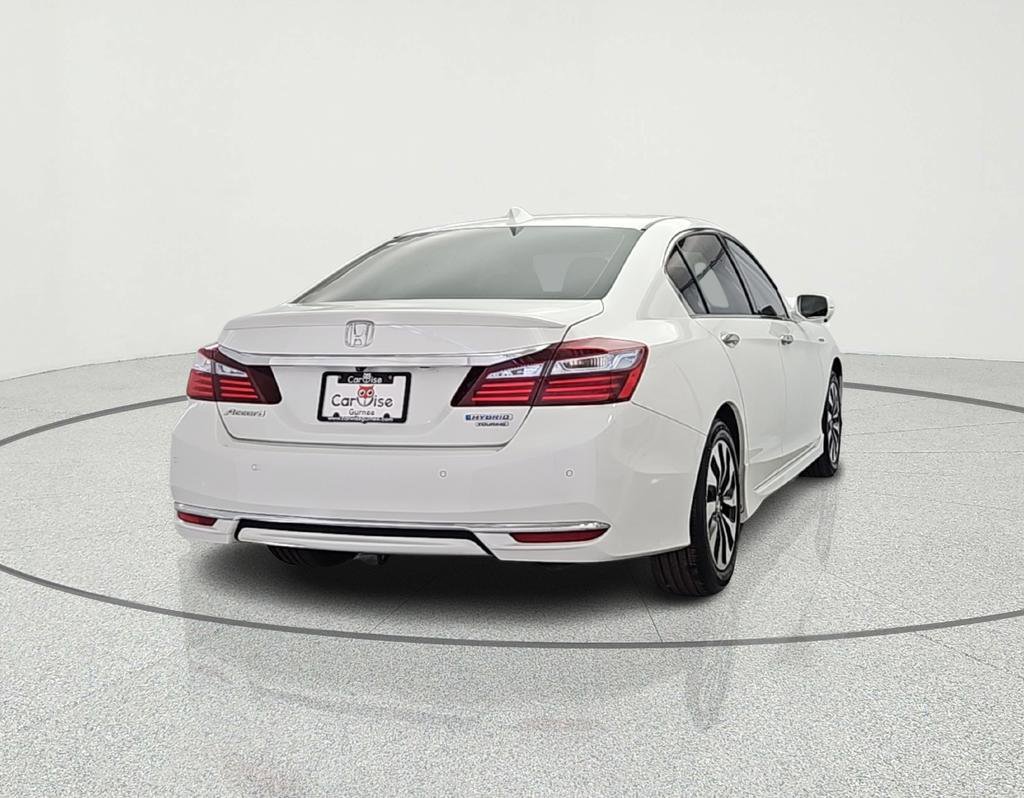 Used 2017 Honda Accord Touring image 8