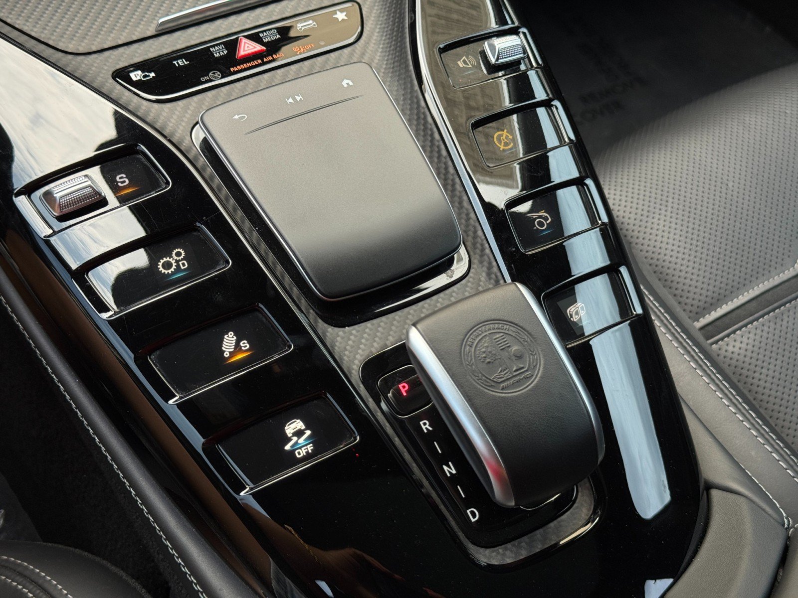 Used 2022 Mercedes-Benz AMG GT 43 w/ Driver Assistance Package image 42