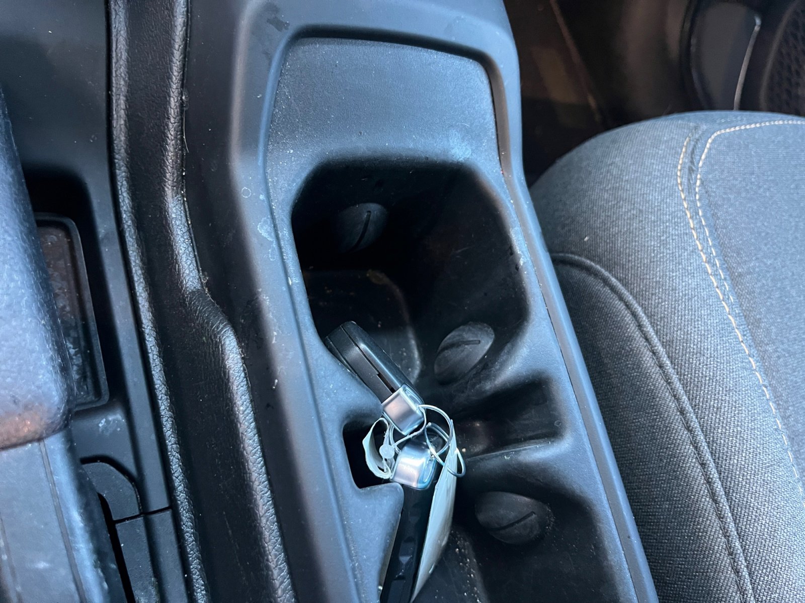 Used 2024 Jeep Gladiator Sport image 32