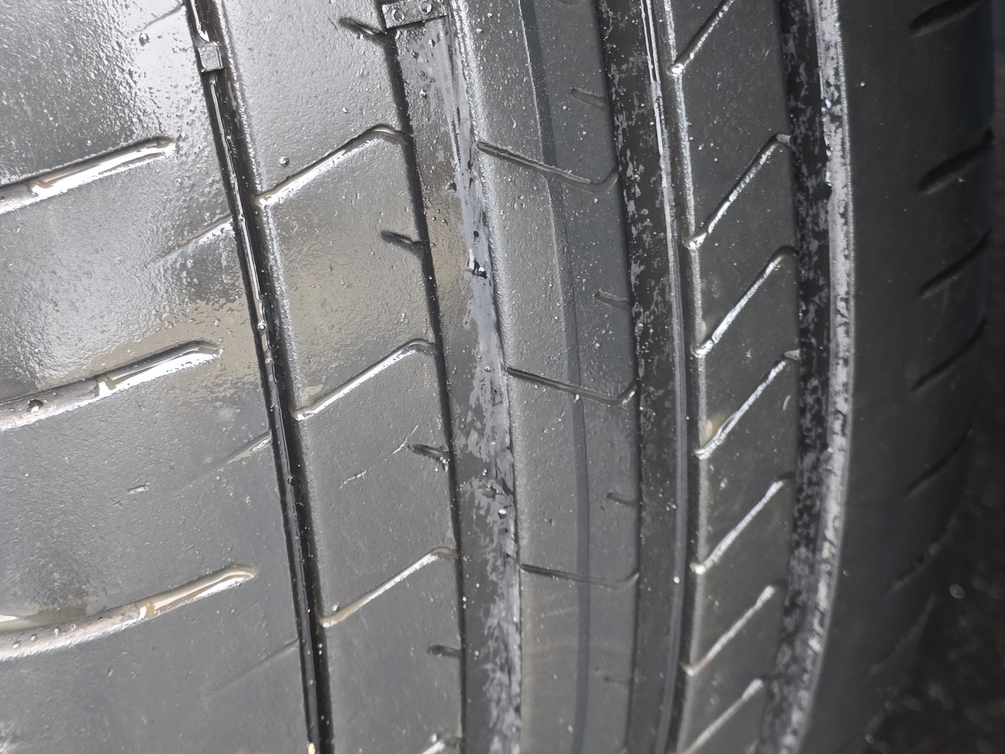 Used 2024 BMW X5 M60i w/ Climate Comfort Package image 11