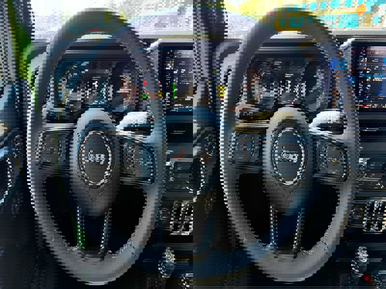 Used 2025 Jeep Wrangler Sport S image 17