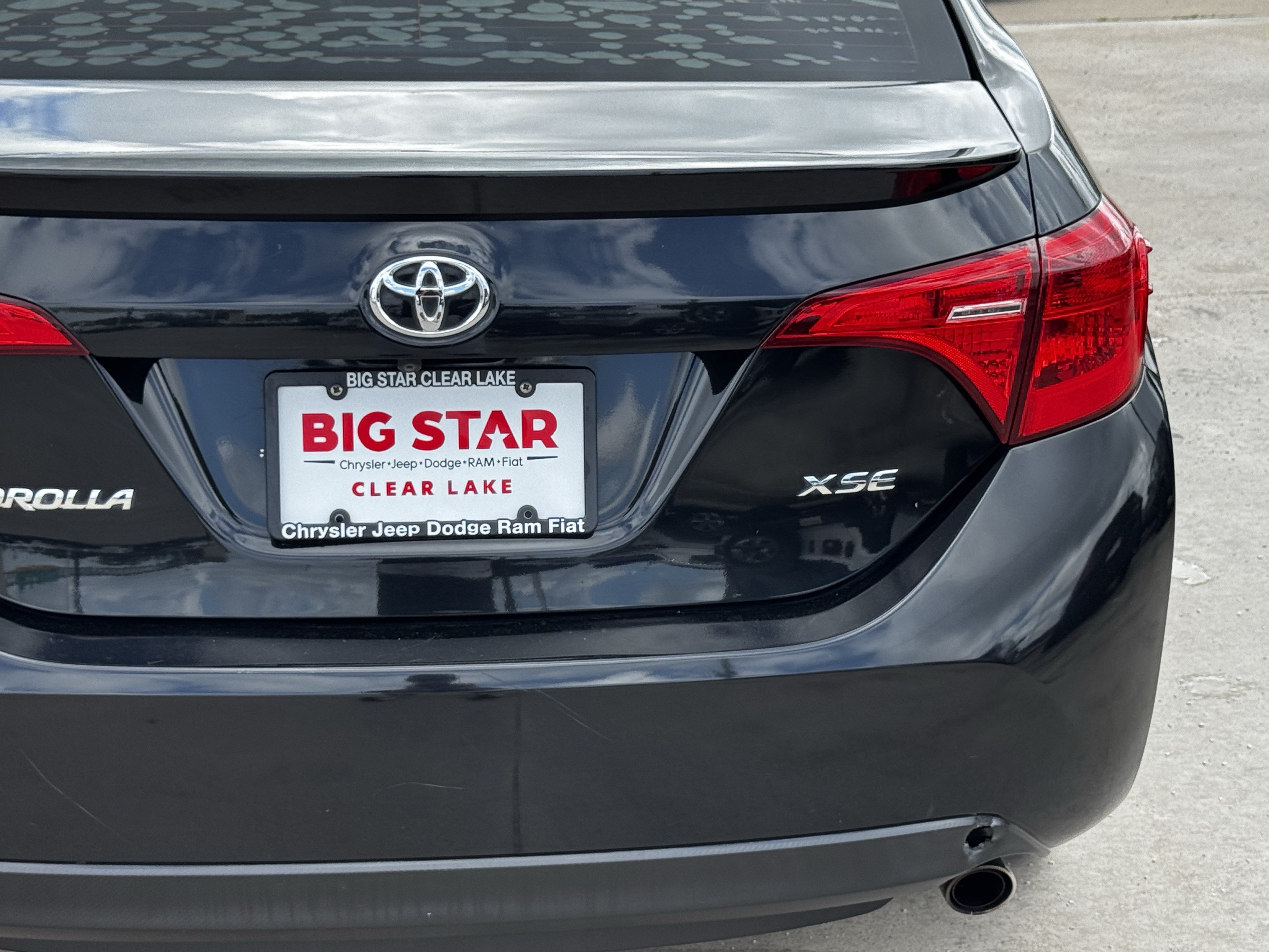 Used 2019 Toyota Corolla XSE FWD image 10
