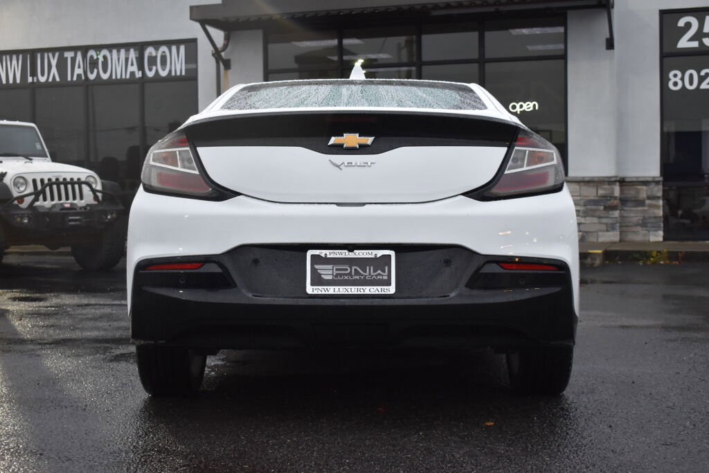 Used 2017 Chevrolet Volt Premier w/ Driver Confidence II Package image 10