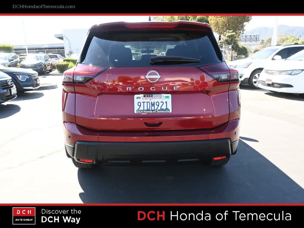 Used 2025 Nissan Rogue S FWD image 6