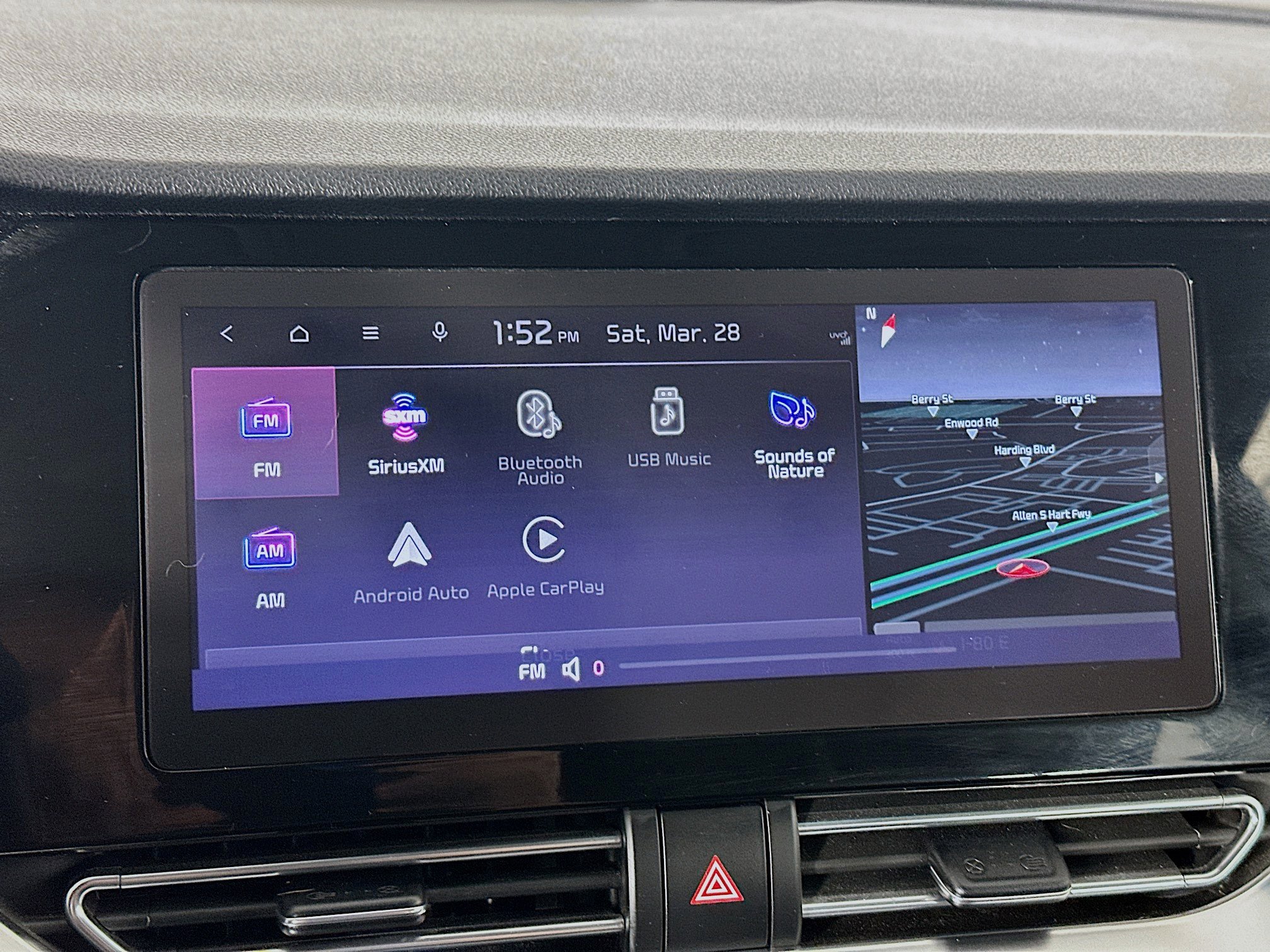 Used 2022 Kia Niro EX Premium image 21