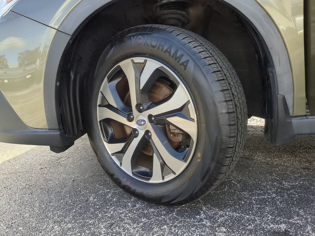 Used 2020 Subaru Outback Touring w/ Popular Package #2 AWD/4WD image 34