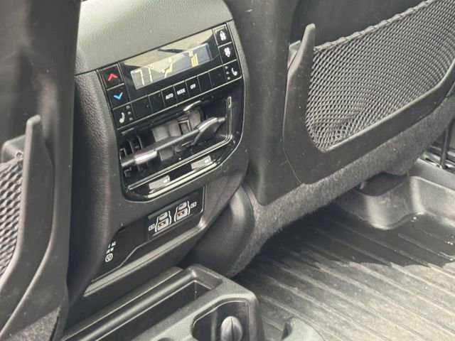 Certified 2023 Jeep Grand Cherokee L Limited w/ Trailer Tow Group (B) image 18