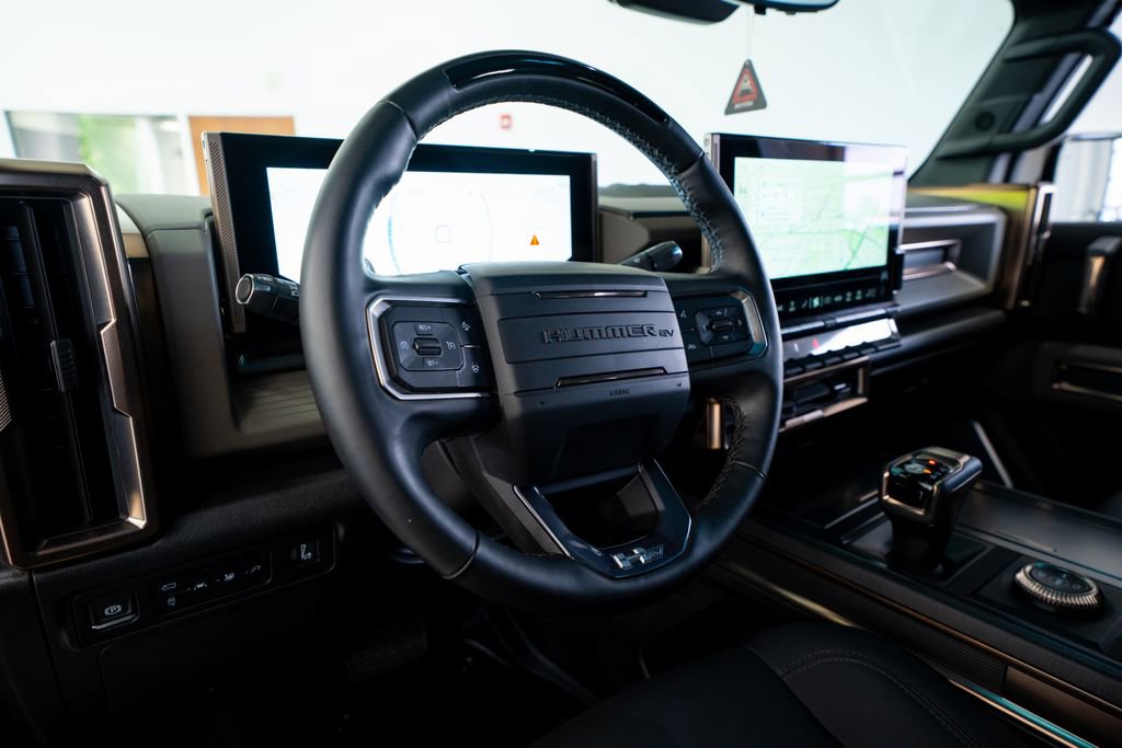 Used 2025 GMC Hummer EV 3X image 28