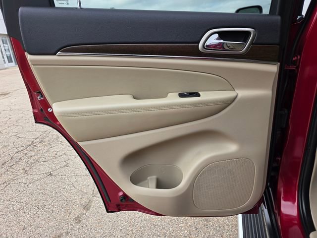 Used 2015 Jeep Grand Cherokee Limited image 33