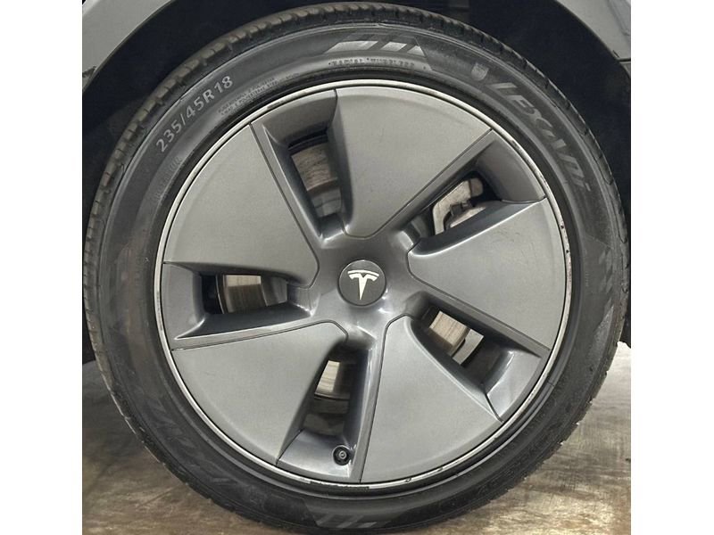 Used 2023 Tesla Model 3 Standard Range RWD image 12