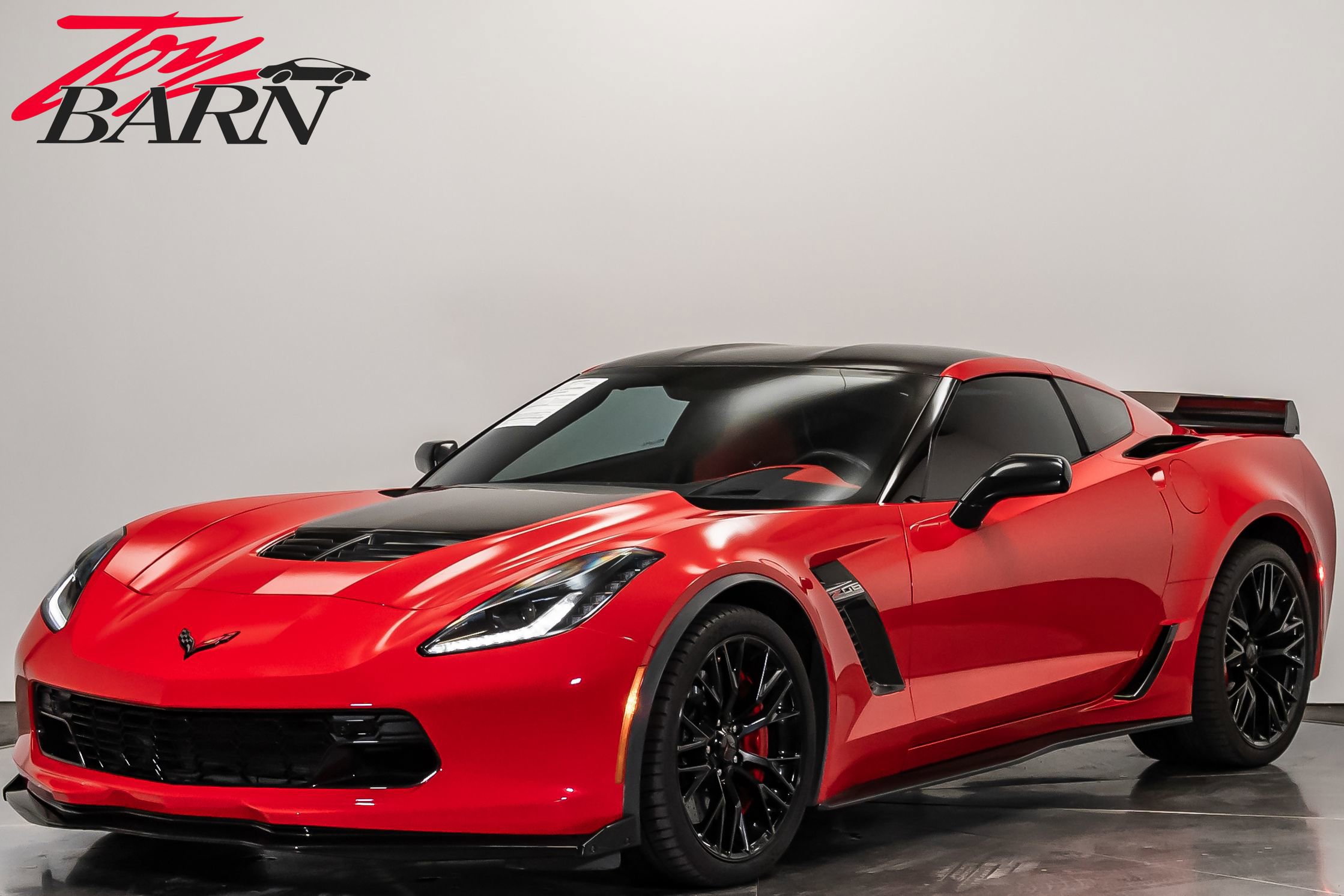 Used 2016 Chevrolet Corvette Z06 w/ 3LZ Preferred Equipment Group image 9