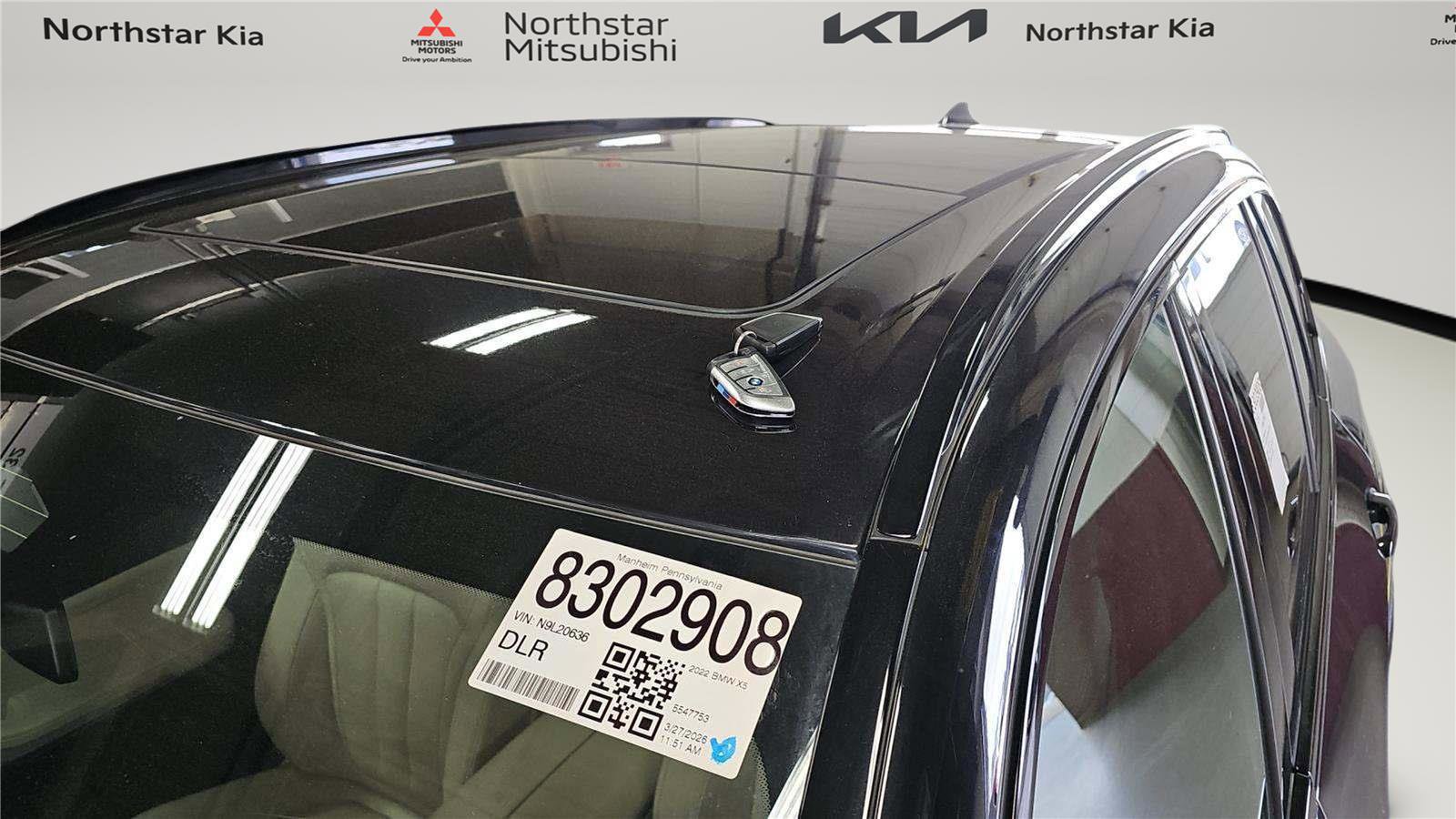 Used 2022 BMW X5 xDrive40i w/ Premium Enhanced Package AWD/4WD image 17