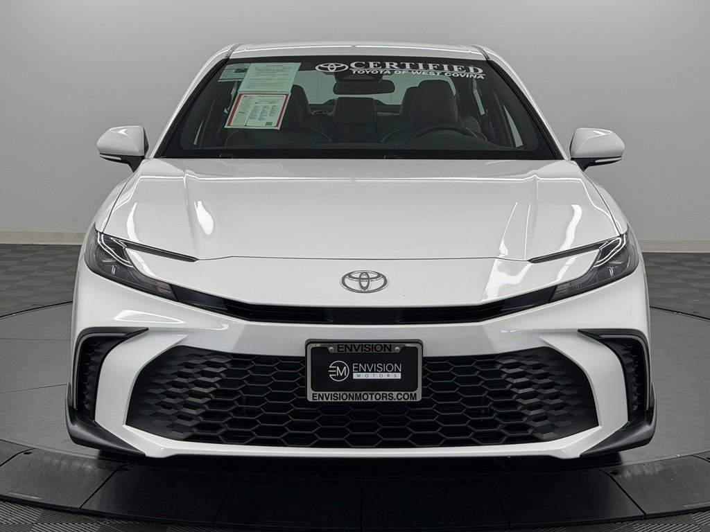 Used 2026 Toyota Camry SE FWD image 6