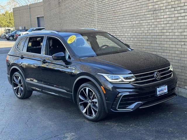 Used 2022 Volkswagen Tiguan SEL R-Line AWD/4WD image 5