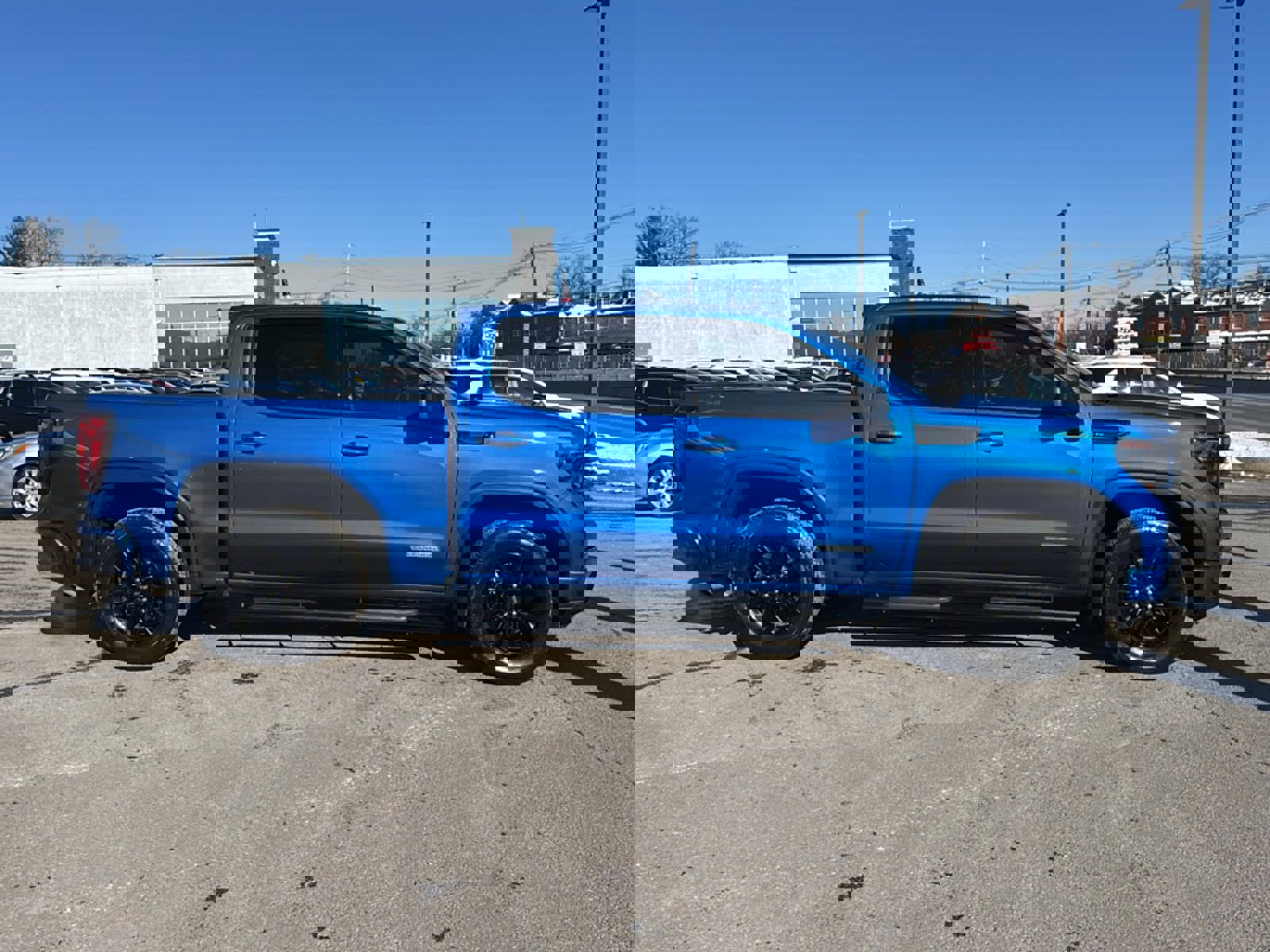 Used 2023 GMC Sierra 1500 Elevation image 9