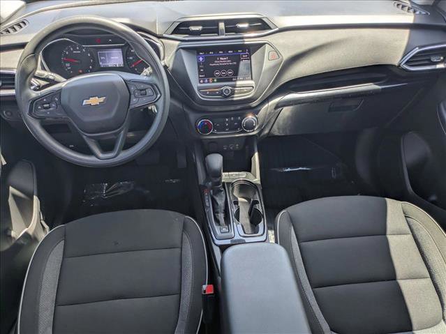 Used 2023 Chevrolet TrailBlazer LT FWD image 16