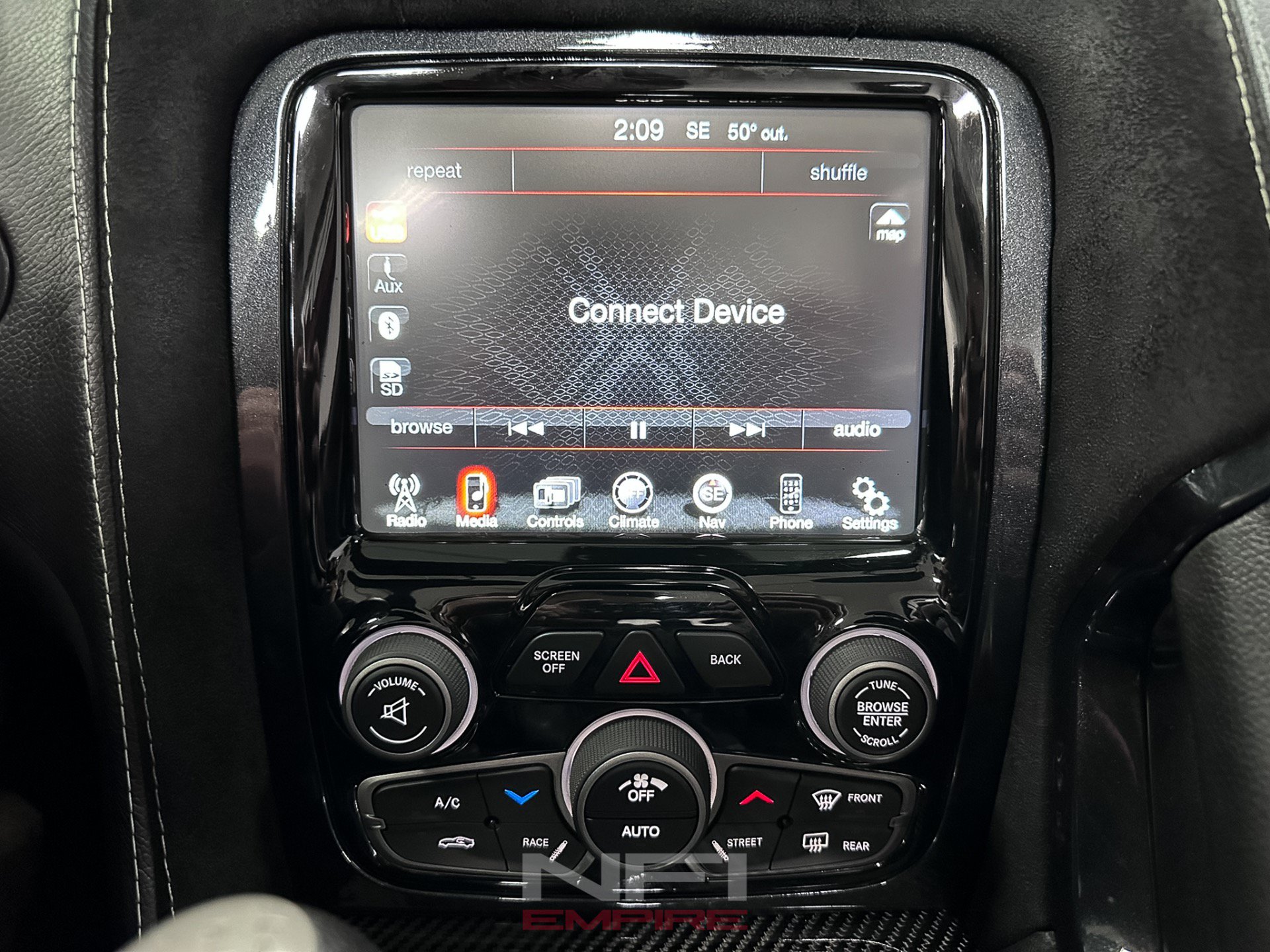 Used 2014 SRT Viper GTS w/ GTS Laguna Interior Package RWD image 37